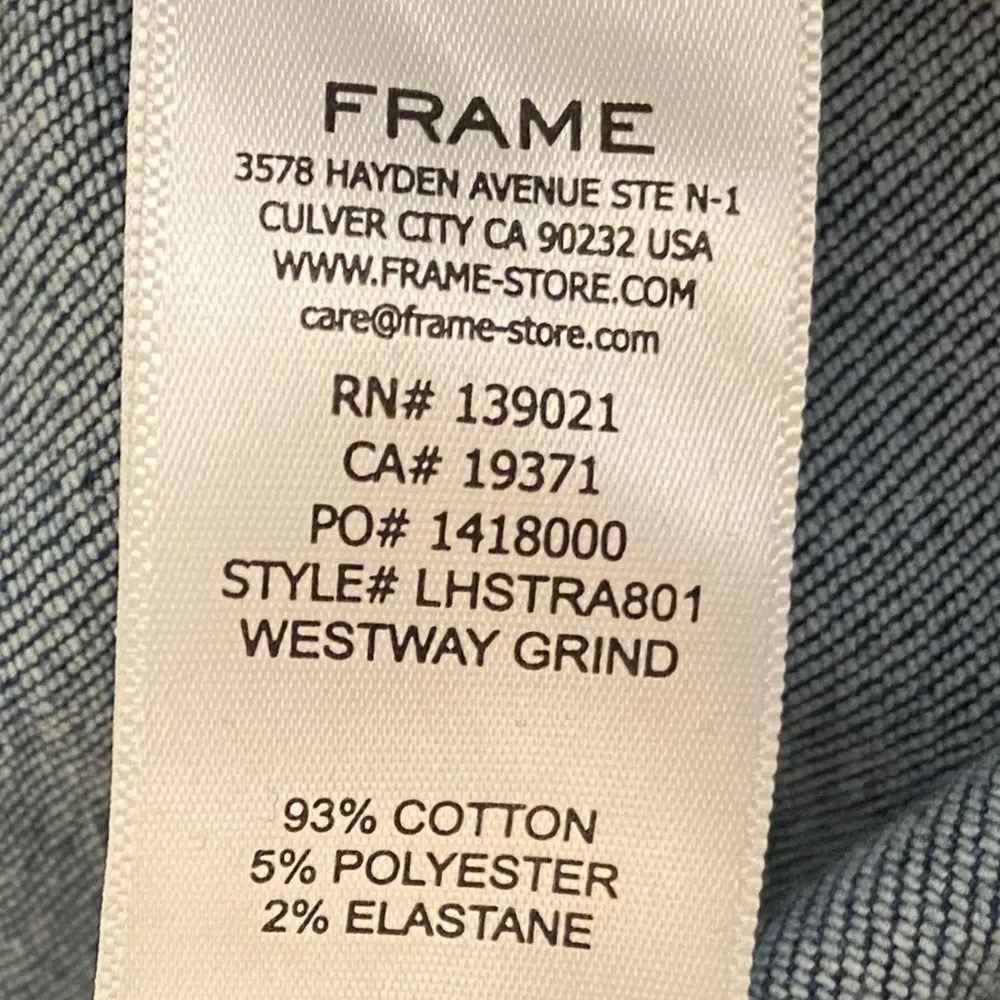 FRAME - ‘'Le High Straight” Raw Hem Jeans - style LHSTRA801 - size 26